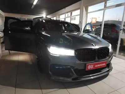 Vendo BMW 740 2018 - 30750 EUR, 246000 km - AUTO.MOTO.pt