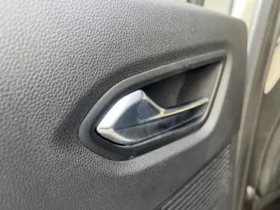 Vendo Renault Captur 2021 - 14950 EUR, 119000 km - AUTO.MOTO.pt