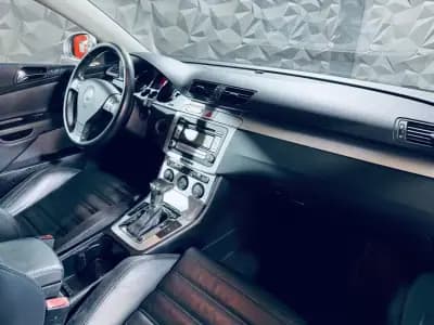 Sell Volkswagen Passat Variant 2007 - 9850 EUR, 213396 km - AUTO.MOTO.pt