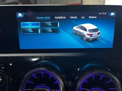 Vendo Mercedes-Benz CLA 200 2020 - 35500 EUR, 41690 km - AUTO.MOTO.pt