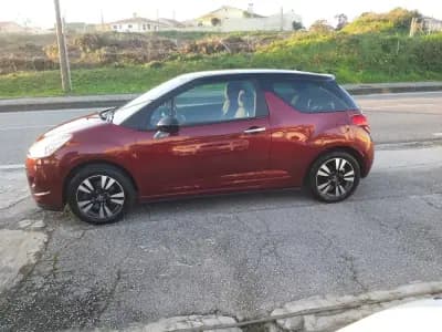 Vendo Citroën DS3 2010 - 8900 EUR, 175200 km - AUTO.MOTO.pt