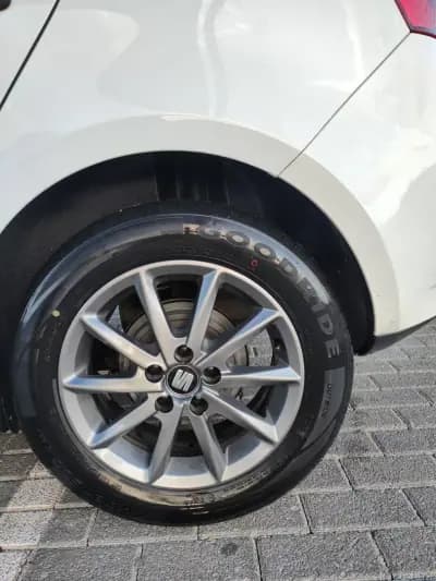 Vendo SEAT Ibiza 2015 - 7990 EUR, 159000 km - AUTO.MOTO.pt