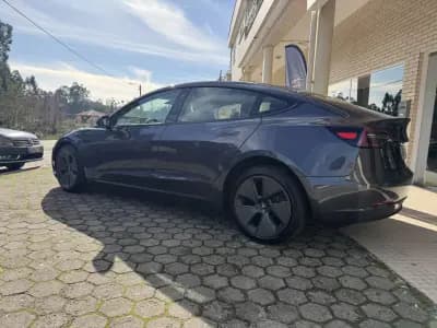 Vendo Tesla Model 3 2022 - 29900 EUR, 95000 km - AUTO.MOTO.pt