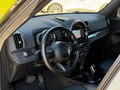 Vendo MINI Countryman 2022 - 28750 EUR, 68000 km - AUTO.MOTO.pt