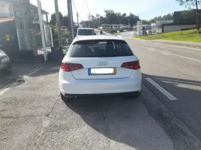 Vendo Audi A3 Sportback 2013 - 13000 EUR, 193468 km - AUTO.MOTO.pt