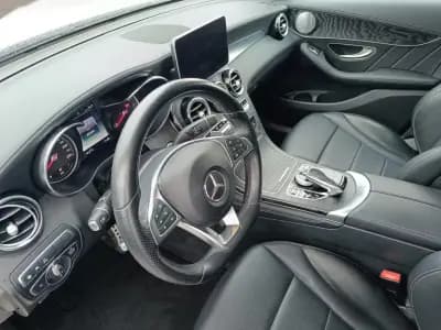 Sell Mercedes-Benz GLC 350 2017 - 42500 EUR, 85000 km - AUTO.MOTO.pt