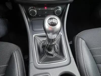 Vendo Mercedes-Benz GLA 200 2014 - 20790 EUR, 117000 km - AUTO.MOTO.pt