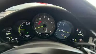 Sell Porsche Panamera 2014 - 45990 EUR, 157000 km - AUTO.MOTO.pt