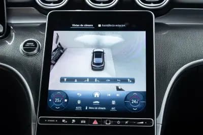 Vendo Mercedes-Benz C 300 2022 - 42950 EUR, 63000 km - AUTO.MOTO.pt