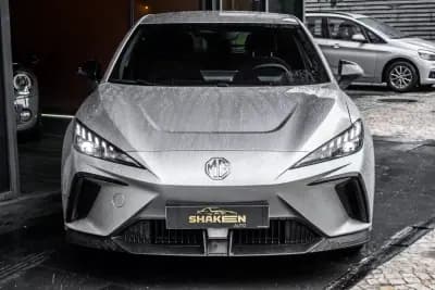 Sell MG MG4 2023 - 19450 EUR, 19778 km - AUTO.MOTO.pt