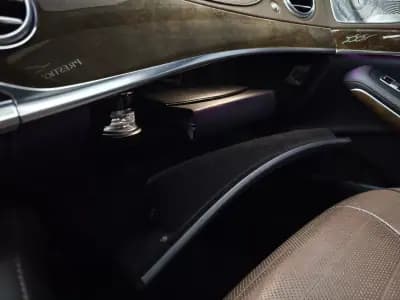 Sell Mercedes-Benz S 500 2015 - 49950 EUR, 179351 km - AUTO.MOTO.pt