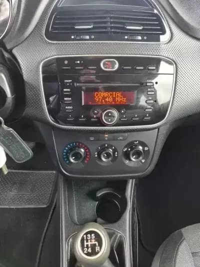 Sell Fiat Punto 2014 - 6990 EUR, 73125 km - AUTO.MOTO.pt