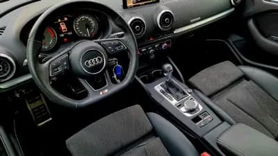 Vendo Audi S3 Sportback 2019 - 39900 EUR, 114000 km - AUTO.MOTO.pt