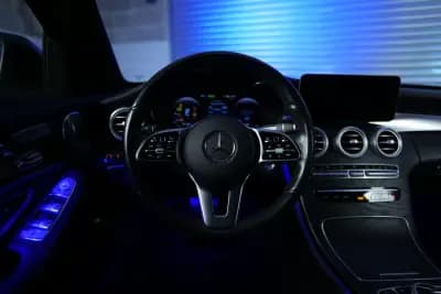 Vendo Mercedes-Benz C 300 2020 - 25500 EUR, 203000 km - AUTO.MOTO.pt