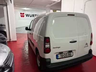 Vendo Citroën Berlingo 2015 - 8900 EUR, 221000 km - AUTO.MOTO.pt