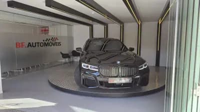 Vendo BMW 740 2019 - 52500 EUR, 149991 km - AUTO.MOTO.pt