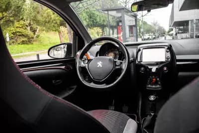 Vendo Peugeot 108 2018 - 9450 EUR, 70258 km - AUTO.MOTO.pt