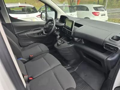 Vendo Peugeot Partner 2020 - 13900 EUR, 99000 km - AUTO.MOTO.pt