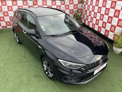 Vendo Fiat Tipo Station Wagon 2017 - 10990 EUR, 176247 km - AUTO.MOTO.pt