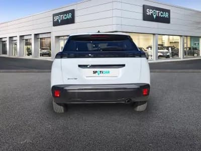 Vendo Peugeot 2008 2024 - 20700 EUR, 24657 km - AUTO.MOTO.pt