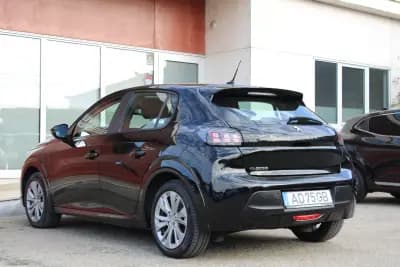 Sell Peugeot e-208 2020 - 13990 EUR, 144000 km - AUTO.MOTO.pt