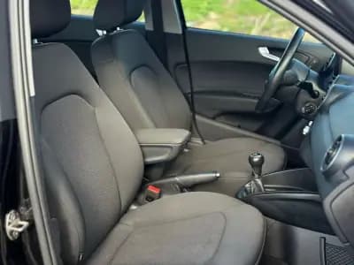 Sell Audi A1 Sportback 2014 - 11500 EUR, 152000 km - AUTO.MOTO.pt