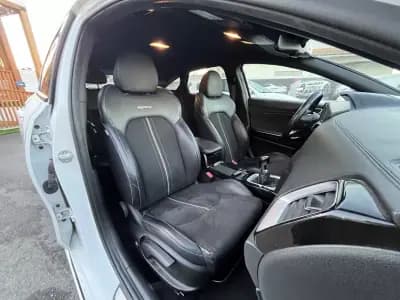 Vendo Kia ProCeed 2022 - 19450 EUR, 92000 km - AUTO.MOTO.pt