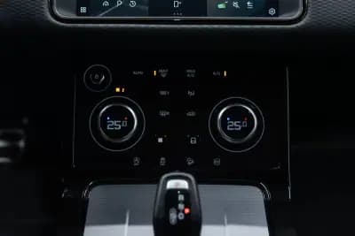 Sell Land Rover Range Rover Evoque 2021 - 40950 EUR, 20000 km - AUTO.MOTO.pt