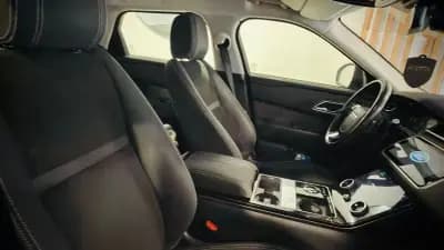 Sell Land Rover Range Rover Velar 2019 - 37200 EUR, 90000 km - AUTO.MOTO.pt