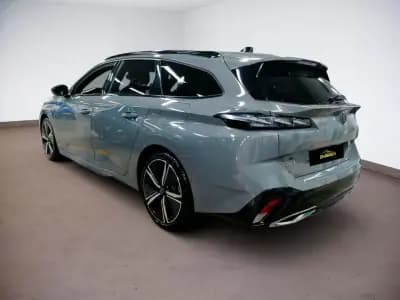 Vendo Peugeot 308 SW 2024 - 29990 EUR, 32345 km - AUTO.MOTO.pt