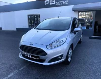 Sell Ford Fiesta 2015 - 11250 EUR, 114547 km - AUTO.MOTO.pt