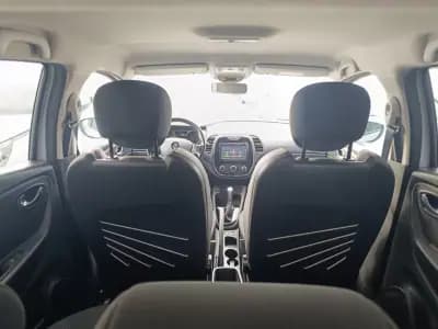 Vendo Renault Captur 2016 - 12490 EUR, 138211 km - AUTO.MOTO.pt