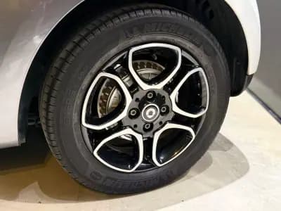 Vendo Smart ForFour 2018 - 11900 EUR, 51000 km - AUTO.MOTO.pt