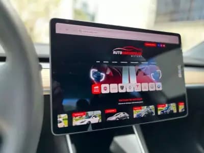 Vendo Tesla Model 3 2019 - 23990 EUR, 73000 km - AUTO.MOTO.pt