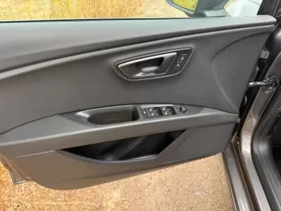 Vendo SEAT Leon ST 2016 - 15500 EUR, 175000 km - AUTO.MOTO.pt