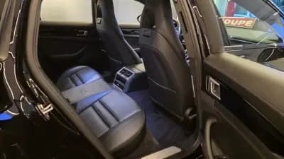 Sell Porsche Panamera 2020 - 84500 EUR, 42501 km - AUTO.MOTO.pt