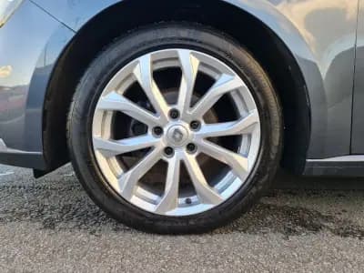 Vendo Renault Mégane 2016 - 14990 EUR, 179000 km - AUTO.MOTO.pt