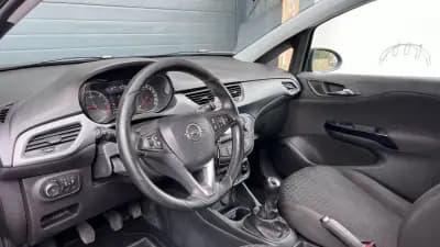 Vendo Opel Corsa 2017 - 8490 EUR, 183841 km - AUTO.MOTO.pt