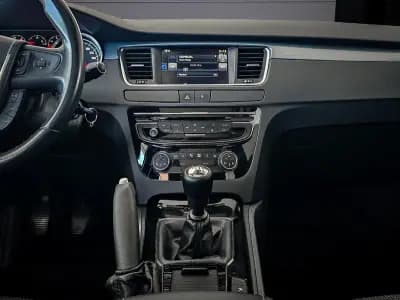 Sell Peugeot 508 SW 2015 - 12450 EUR, 217000 km - AUTO.MOTO.pt