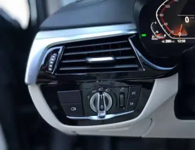 Vendo BMW 520 2021 - 35500 EUR, 95000 km - AUTO.MOTO.pt