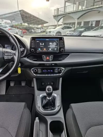 Vendo Hyundai i30 2020 - 13000 EUR, 123500 km - AUTO.MOTO.pt