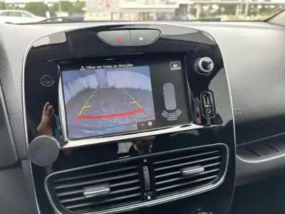 Sell Renault Clio 2019 - 11490 EUR, 113000 km - AUTO.MOTO.pt