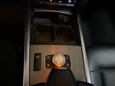 Sell Mercedes-Benz E 300 2013 - 13950 EUR, 330000 km - AUTO.MOTO.pt