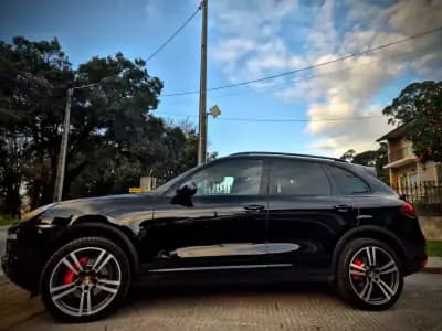 Sell Porsche Cayenne 2012 - 34500 EUR, 179000 km - AUTO.MOTO.pt