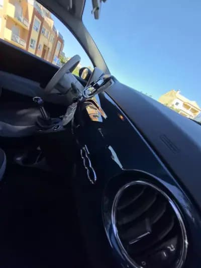 Vendo Fiat 500 2017 - 11980 EUR, 42000 km - AUTO.MOTO.pt