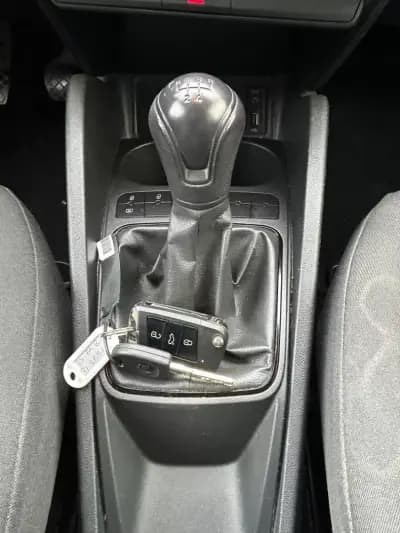 Vendo SEAT Ibiza 2017 - 8990 EUR, 267000 km - AUTO.MOTO.pt