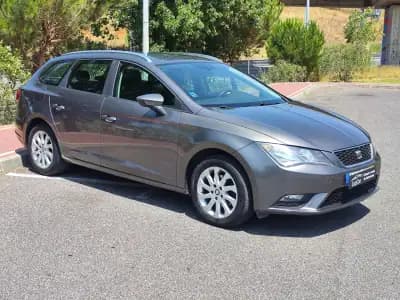 Vendo SEAT Leon ST 2014 - 9480 EUR, 198000 km - AUTO.MOTO.pt
