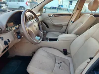 Vendo Mercedes-Benz C 200 2001 - 5900 EUR, 211000 km - AUTO.MOTO.pt