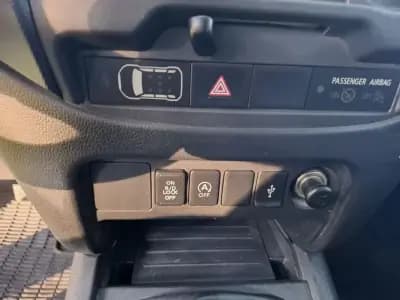 Vendo Mitsubishi L200 2022 - 32900 EUR, 56900 km - AUTO.MOTO.pt