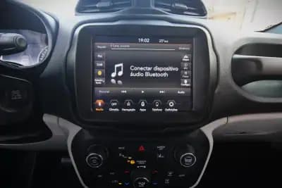 Sell Jeep Renegade 2018 - 15990 EUR, 116000 km - AUTO.MOTO.pt